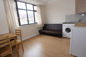 Photo 5- click for photo gallery